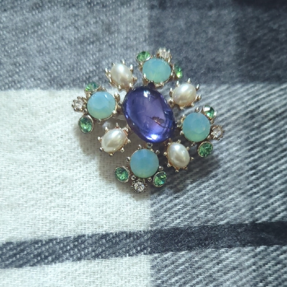 Elegant Blue and Green Gemstone Brooch